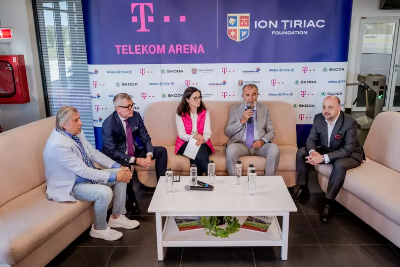 conferinta Telekom Arena