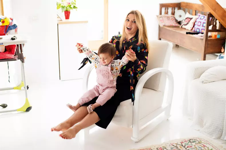 Amalia Enache si Alma, fiica ei