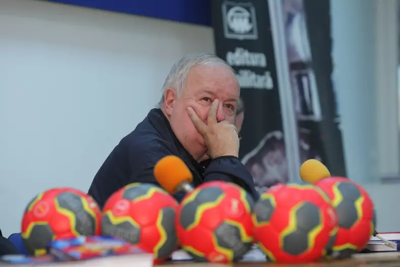 Romexpo; carte; handbal; sport, gaudeamus