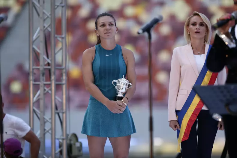 35123780_1715869498489447_2515009080465031168_n (1)