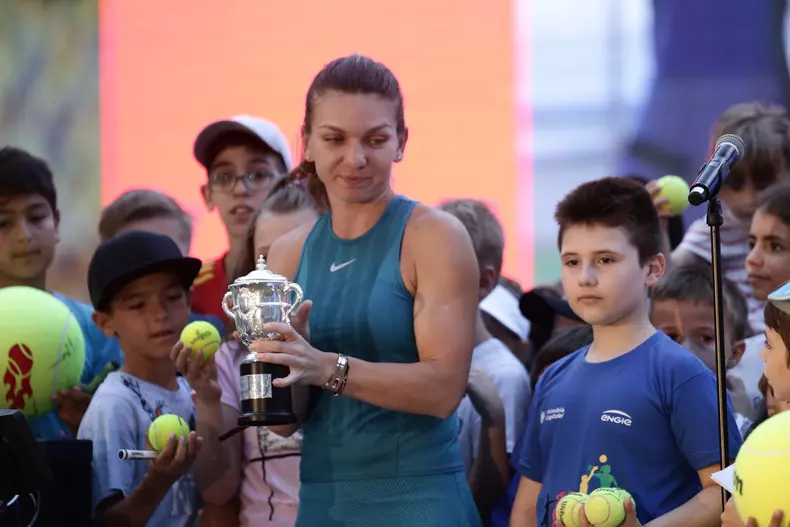 35126938_1715869175156146_4461426819505061888_n