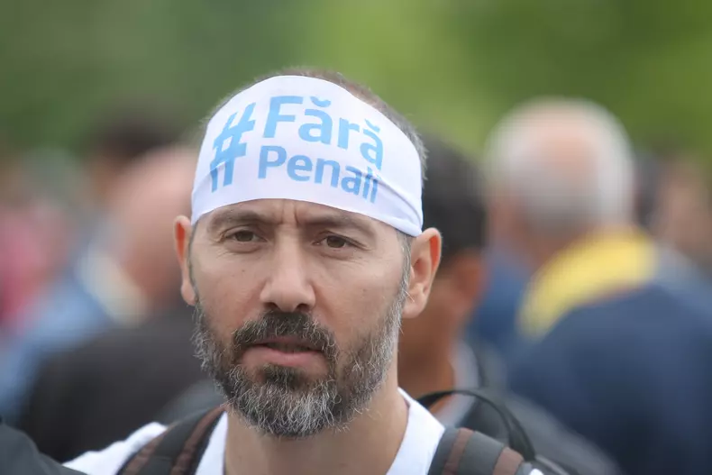 Proteste la Palatul Parlamentului în ziua moțiunii de cenzură