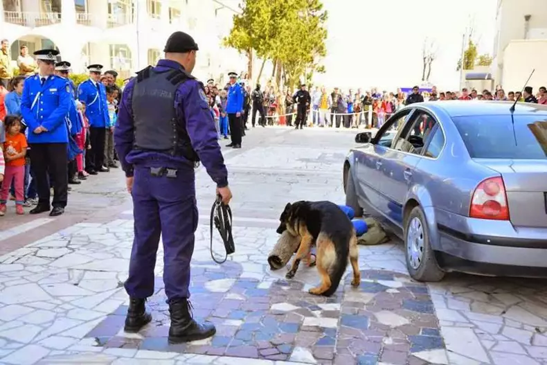 mabanu ijj constanta (7)