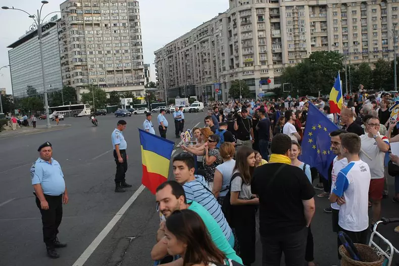 protest rezist 10 iunie adi manolache (22)
