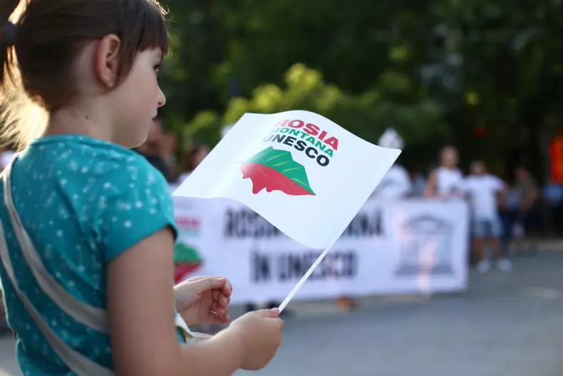 protest rosia montana vlad chirea (12)