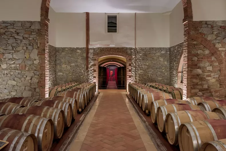 14 Wine Shop 2