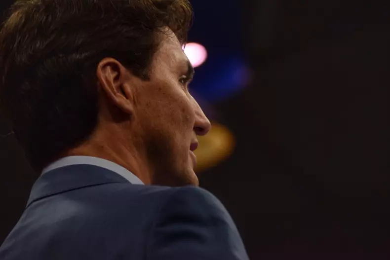 37013232_10217304810278007_46780736543391744_n