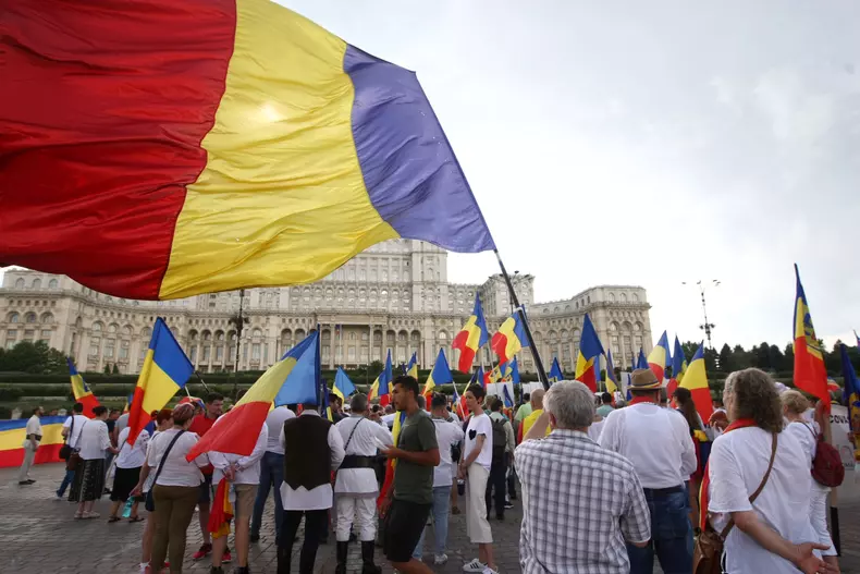 Ancheta privind protestele din 10 august, blocată în Parlament