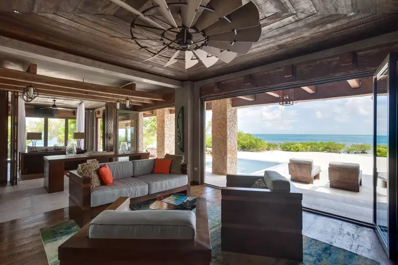 Private Island Holiday ***EXCLUSIVE***