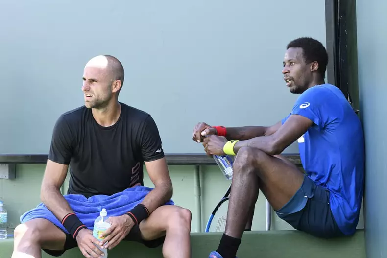 39330808_268203237124721_1542399122380117456_n