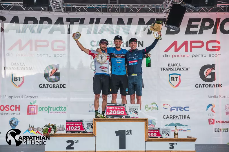 CMTBE 2018_Elite men winners_photo by Janos Cherestes