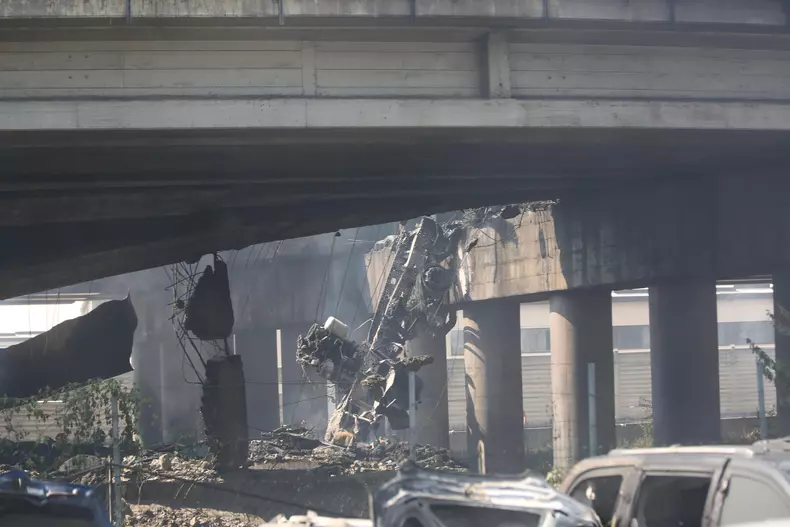 Ce a rămas după explozia din Bologna