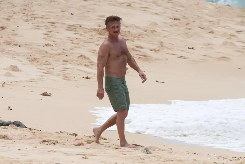 *EXCLUSIVE* Sean Penn vacations with girlfriend Leila George in Oahu