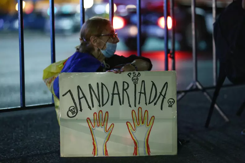 protest Piata Victoriei, 17 august