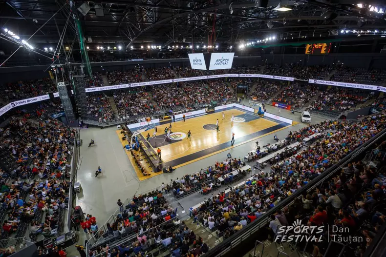 1_3_178189_1537776980_06311