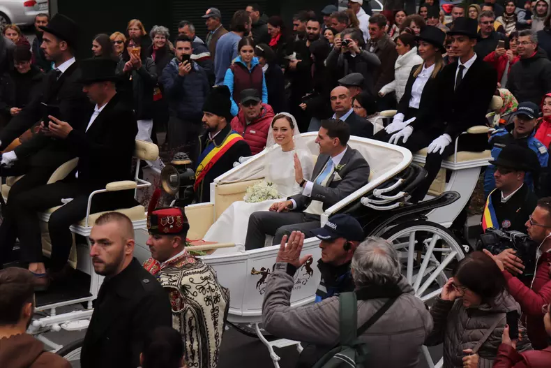 caleasca-nicolae-alina-binder-sinaia (1)