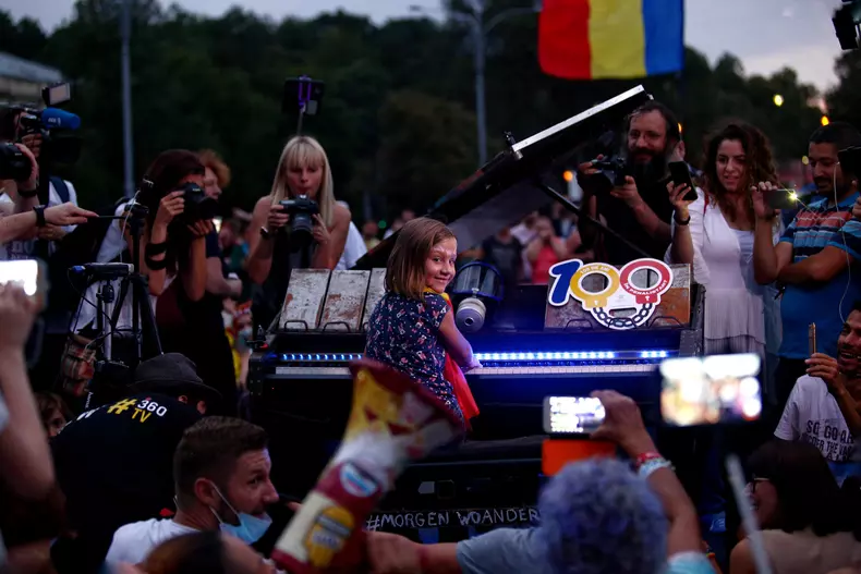 Protest intitulat „Gust de libertate”, sâmbătă, în Piața Victoriei.
