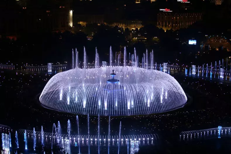 redeschidere fantani unirii (2)