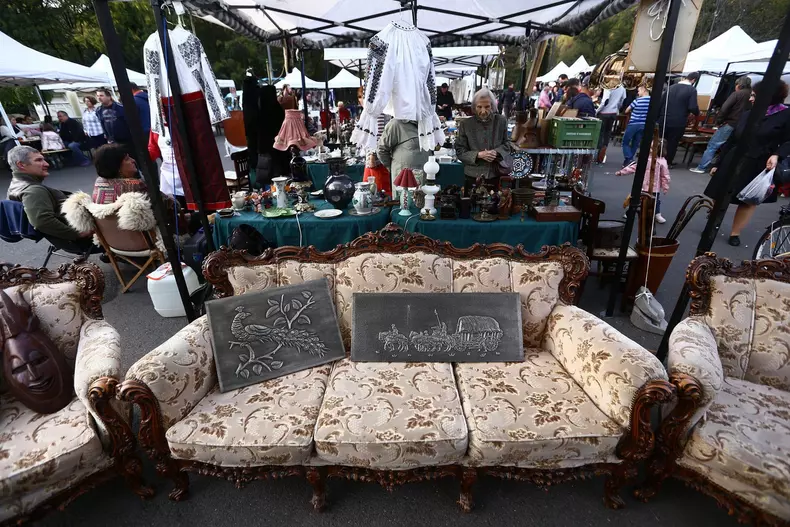 44830418_2172753639631928_3237604492992053248_n