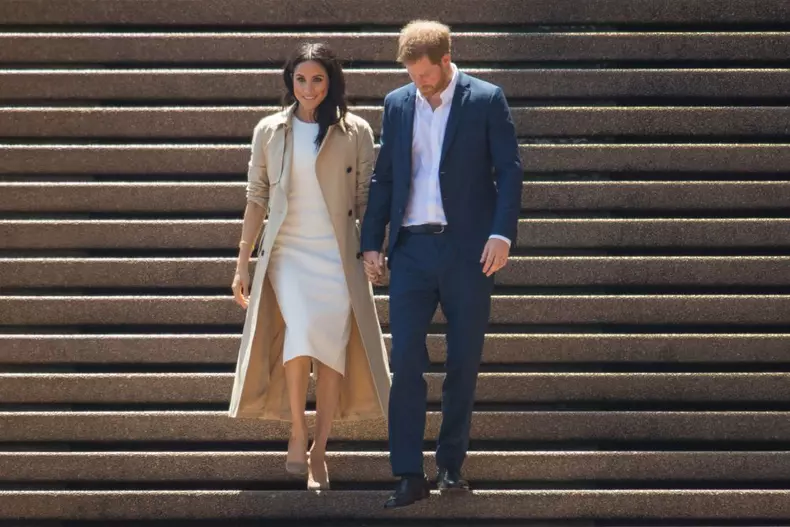 Momente dramatice la bordul avionului în care se aflau Meghan și Harry