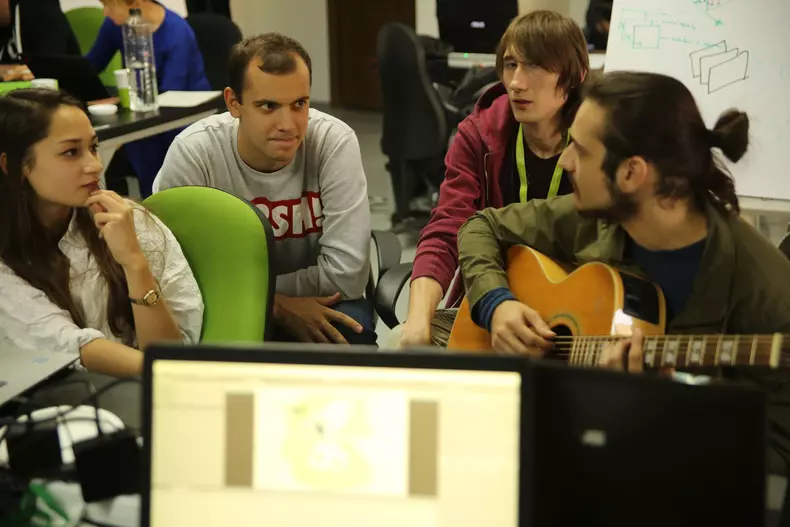 Primarul Robert Negoiță este personaj de joc pe calculator