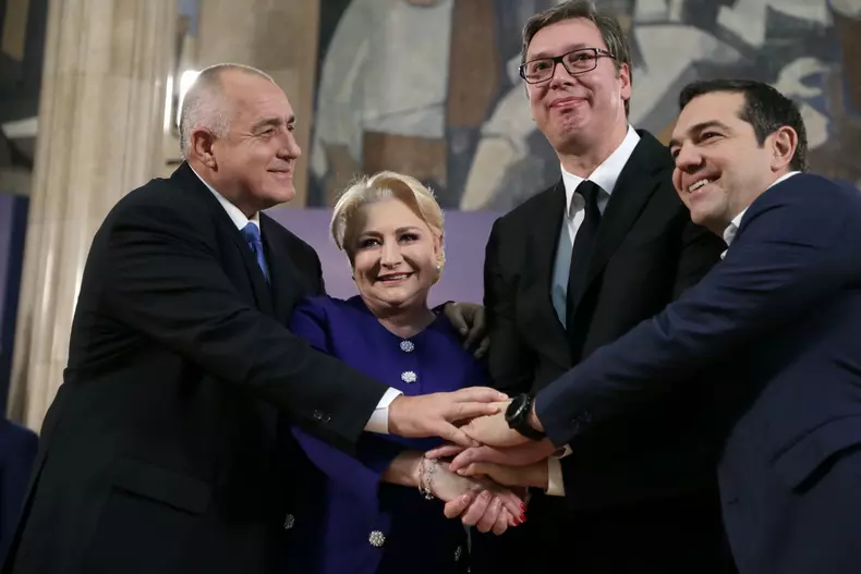 1545479692original_09_resize