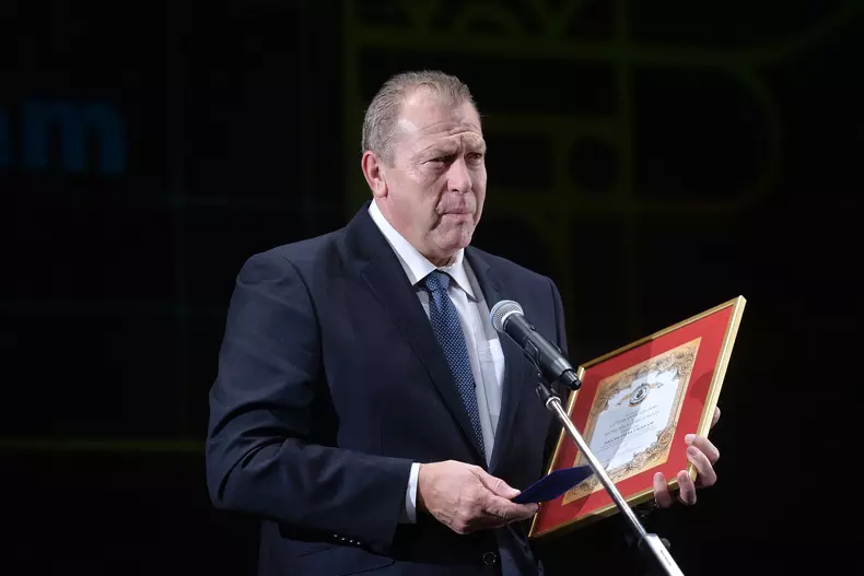 TEATRUL ODEON - CEREMONIE - CETATEAN DE ONOARE AL MUNICIPIULUI B