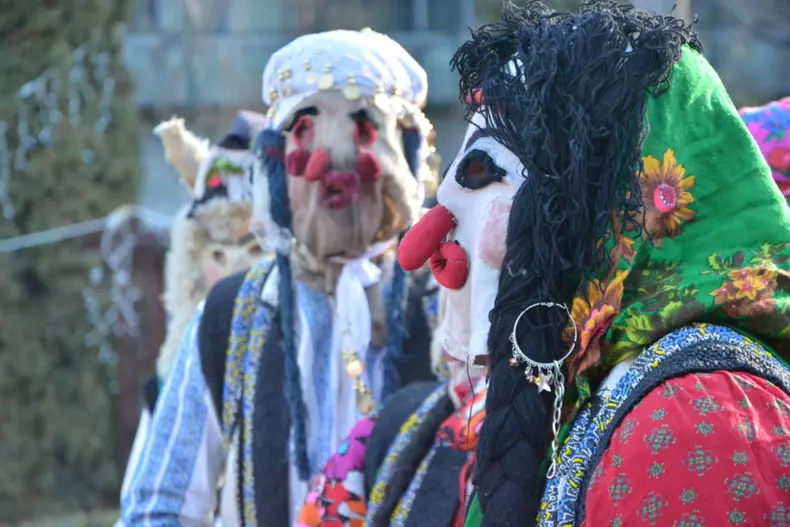 obiceiuri iarna bucovina (3)