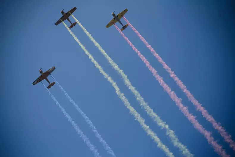 PARADA MILITARA - ZIUA NATIONALA - 1 DECEMBRIE - BUCURESTI