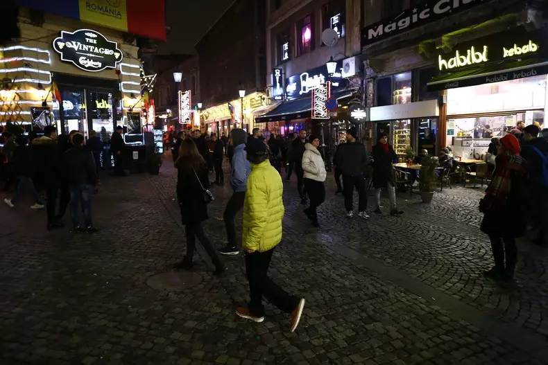 revelion pe strazi 2