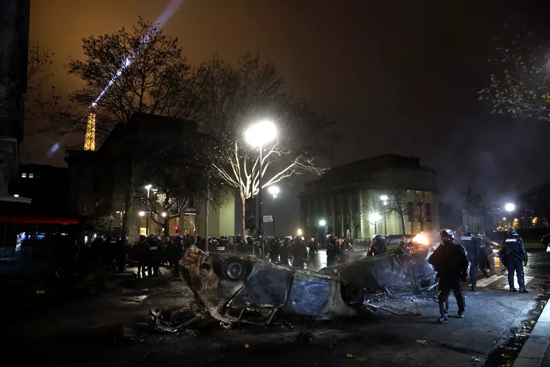 Yellow vests protest against fuel prices in Paris