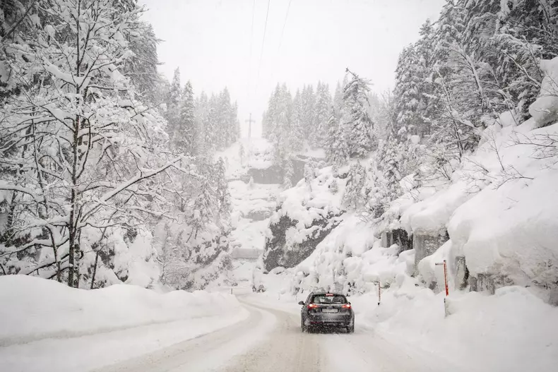Heavy snowfall in Austria