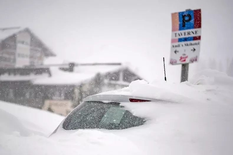 Heavy snowfall in Austria