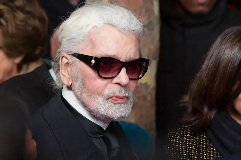 Karl Lagerfeld a murit. Designerul casei Chanel s-a stins la 85 de ani
