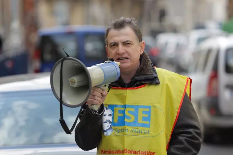 protest spiru haret ministerul educatiei (1)