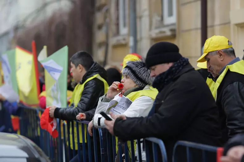 protest spiru haret ministerul educatiei (6)