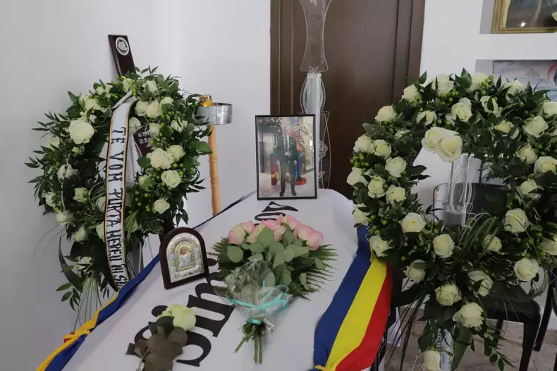 Tudor Simionov, sportivul omorât în noaptea de Revelion în Marea Britanie, a fost repatriat (8)