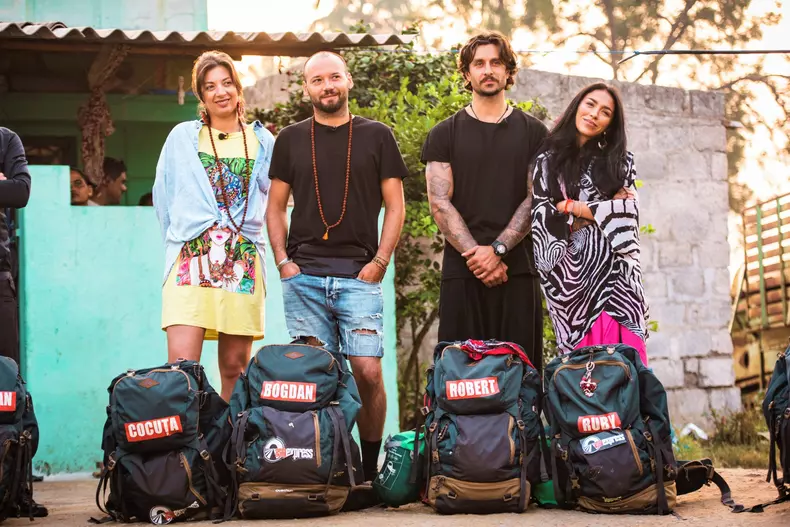 AsiaExpress S2E22 (2)