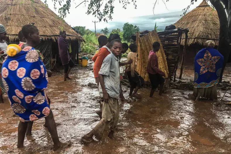 Cyclone Idai passage aftermath