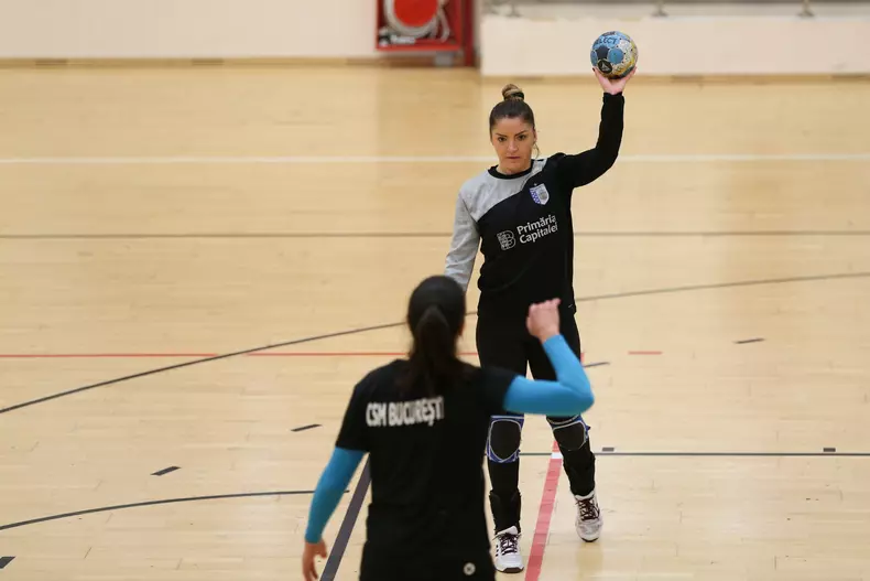 55882017_2009099679386035_9197880813247528960_n