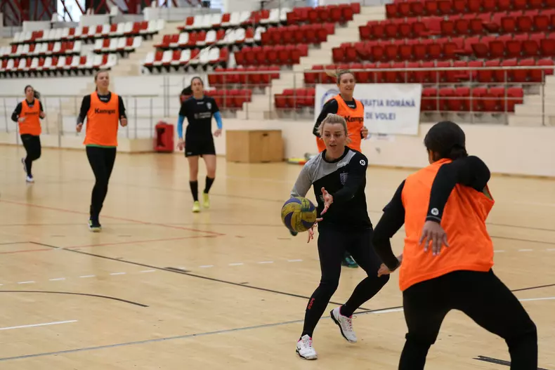 55961863_331548344162258_6889904201720135680_n