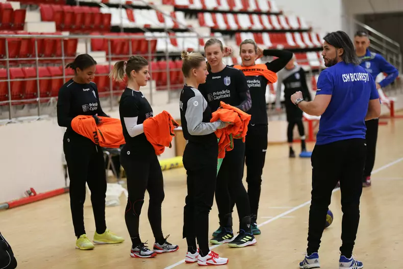 56248040_2313855805604391_4555100434187943936_n