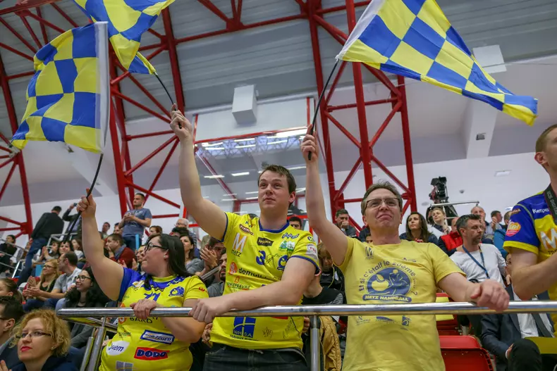 CSM București - Metz