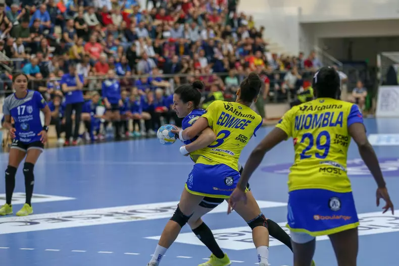 CSM București - Metz