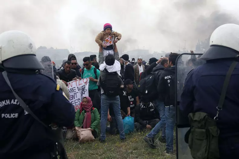 Migrants and refugees remain protesting in a makesift camp in Diavata, northern Greece
