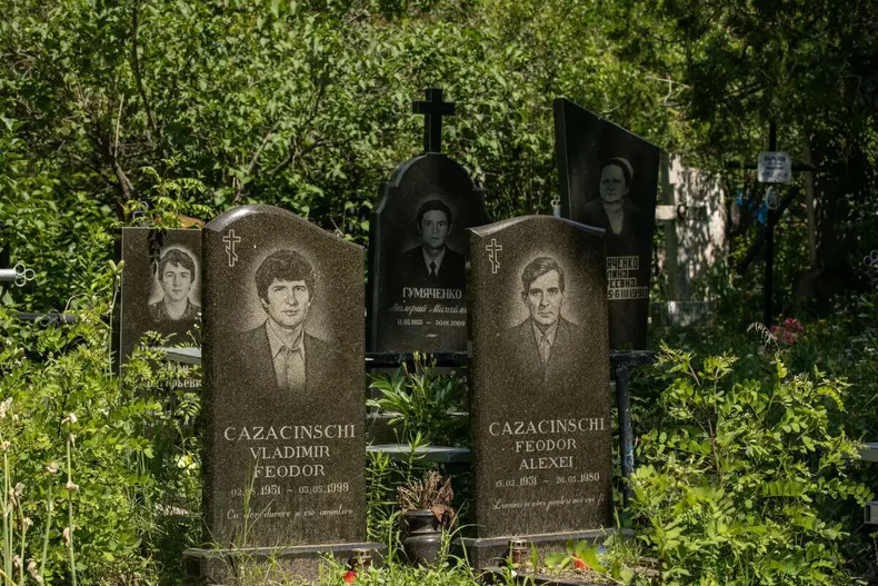 cimitir doina chisinau (20)