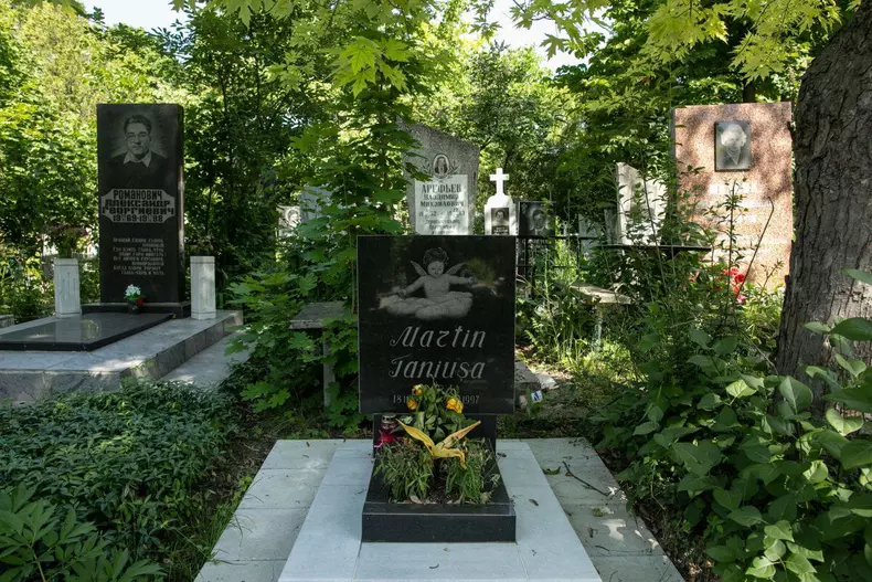 cimitir doina chisinau (4)