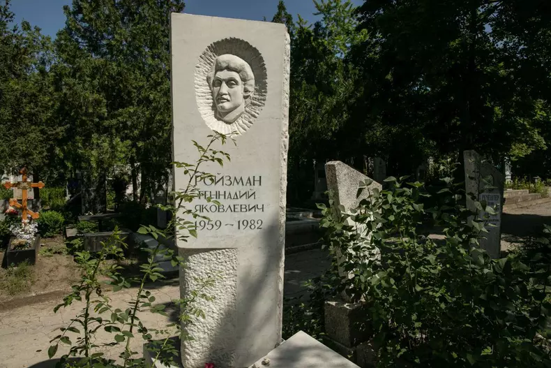 cimitir doina chisinau (9)