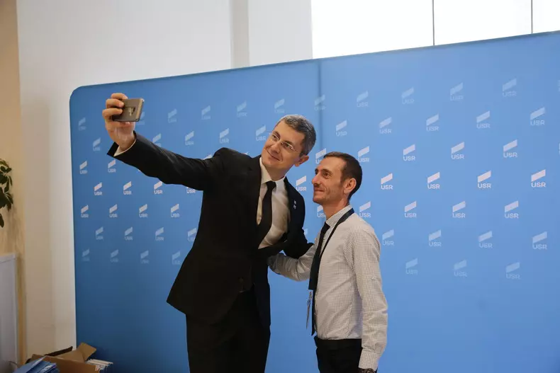 cogres USR dan barna (3)