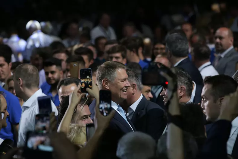 Klaus Iohannis - Consiliul Național al PNL6